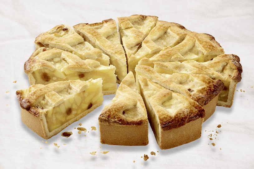 Apple Cake With a Shortcrust Pastry Lattice (39000853)